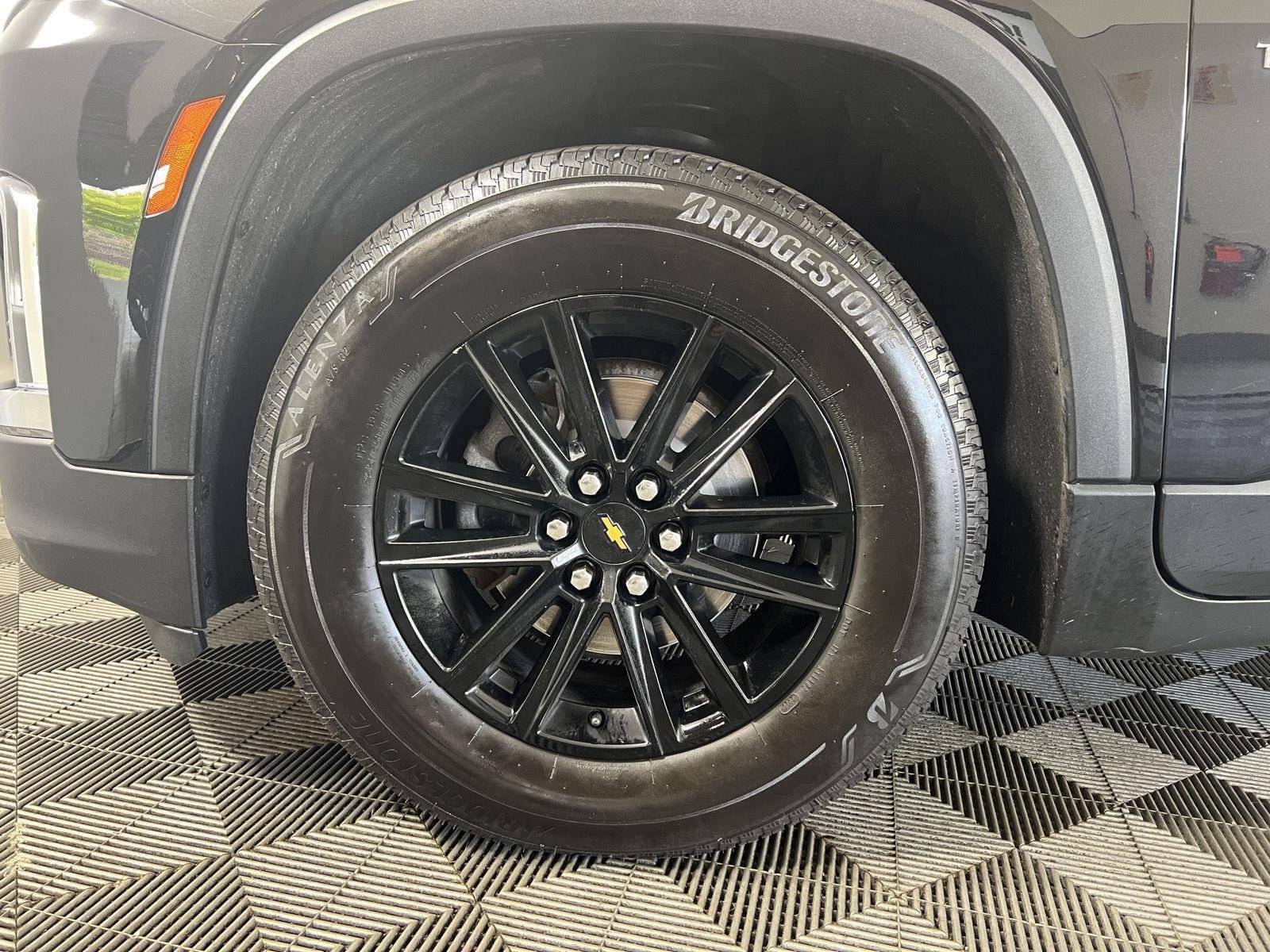 Used 2023 Black Metallic Chevrolet LT image 33