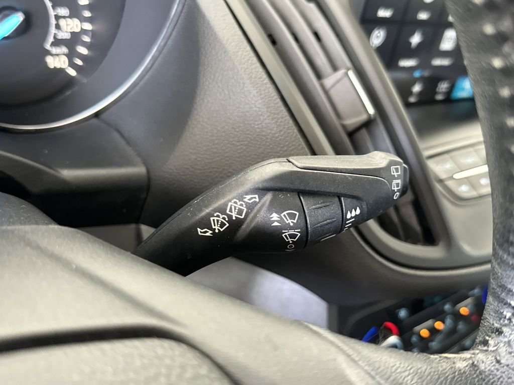 Used 2018 White Ford SEL image 22