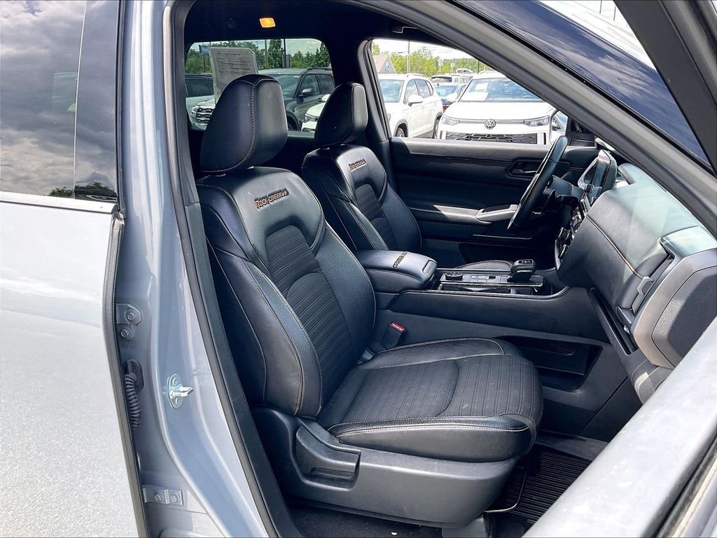 Used 2023 Solid Gray/Super Black Nissan Rock Creek image 10
