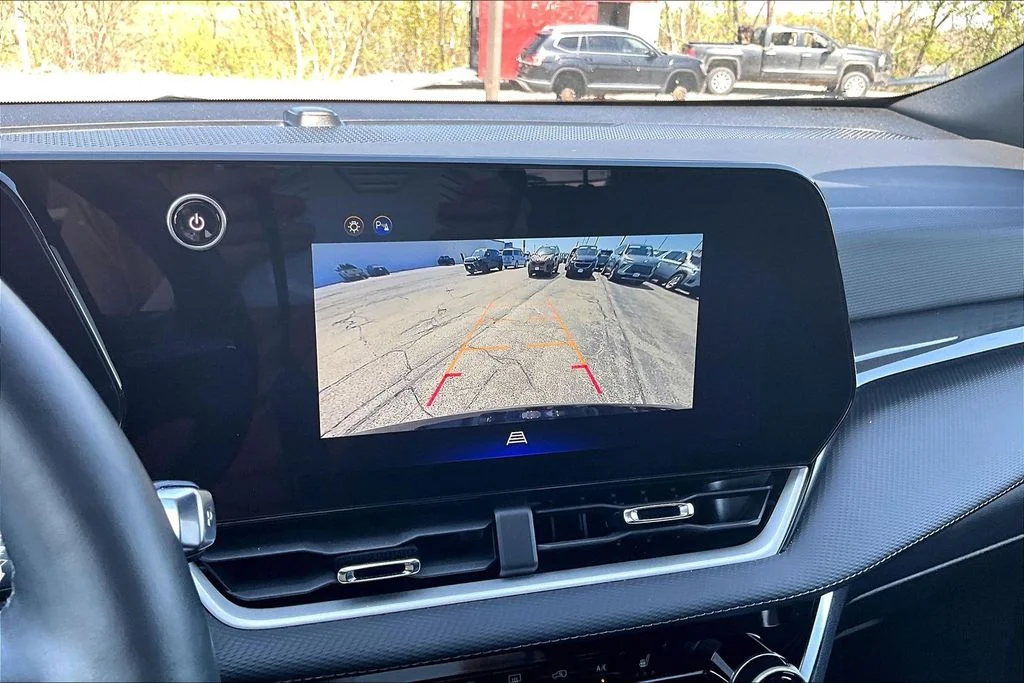 2025 Chevrolet Equinox LT - Photo 17