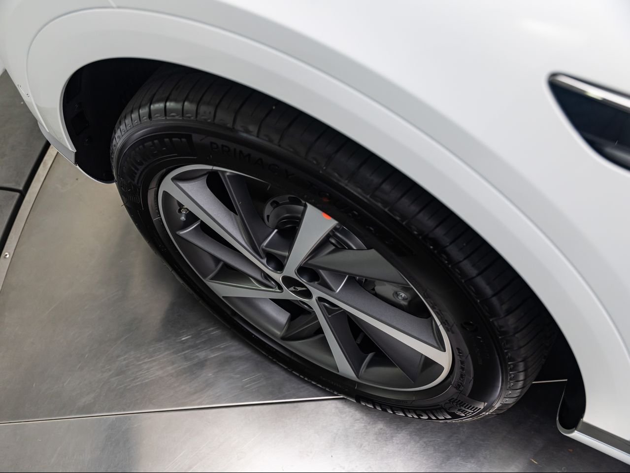 New 2026 Alta White Genesis 2.5T ADVANCED image 12