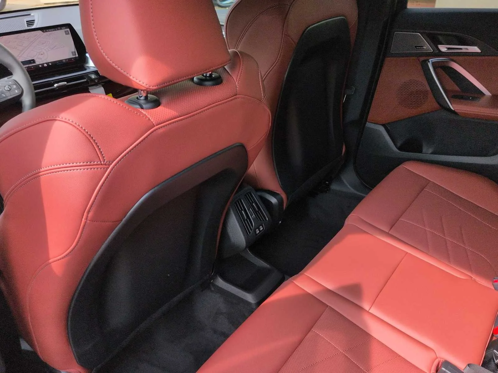 New 2026 Black Sapphire Metallic BMW xDrive28i image 19