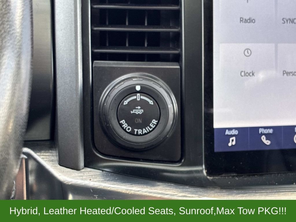 Used 2022 White Ford Lariat image 33