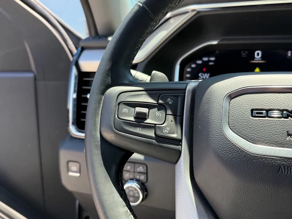 Used 2024 White Frost Tricoat GMC Denali image 21