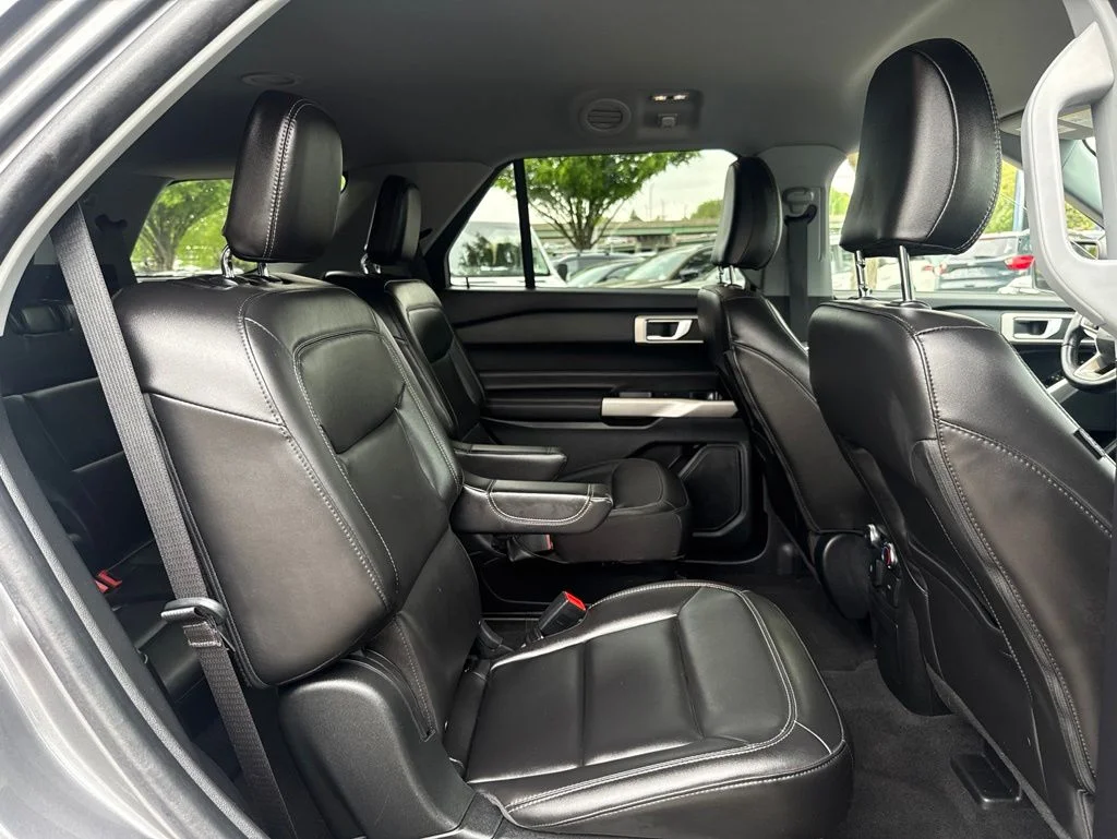 Used 2022 Gray Ford XLT image 29