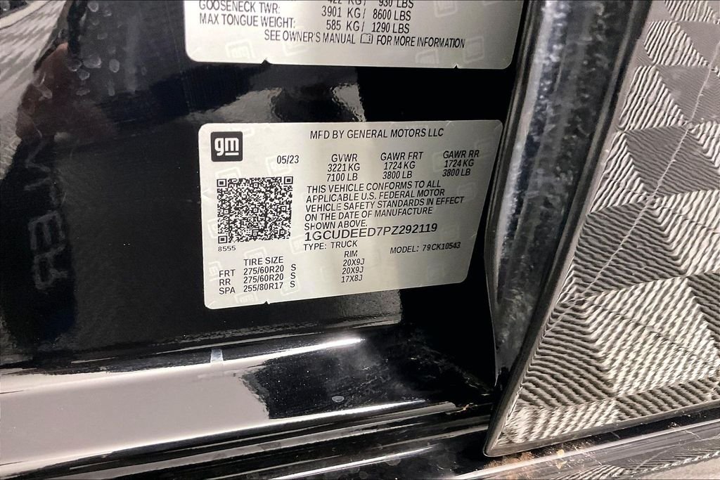Used 2023 Black Chevrolet RST image 15