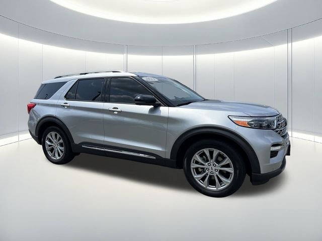 Used 2023 Silver Ford Limited image 7