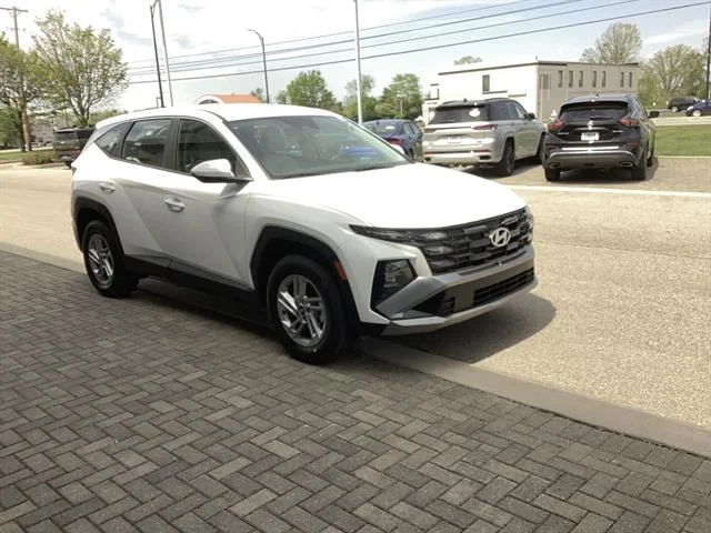 2026 Hyundai Tucson SE