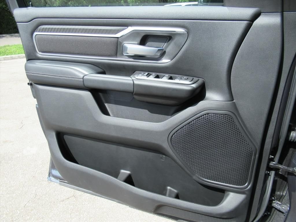 New 2026 Forged Blue Metallic Exterior Paint RAM Big Horn/Lone Star image 19