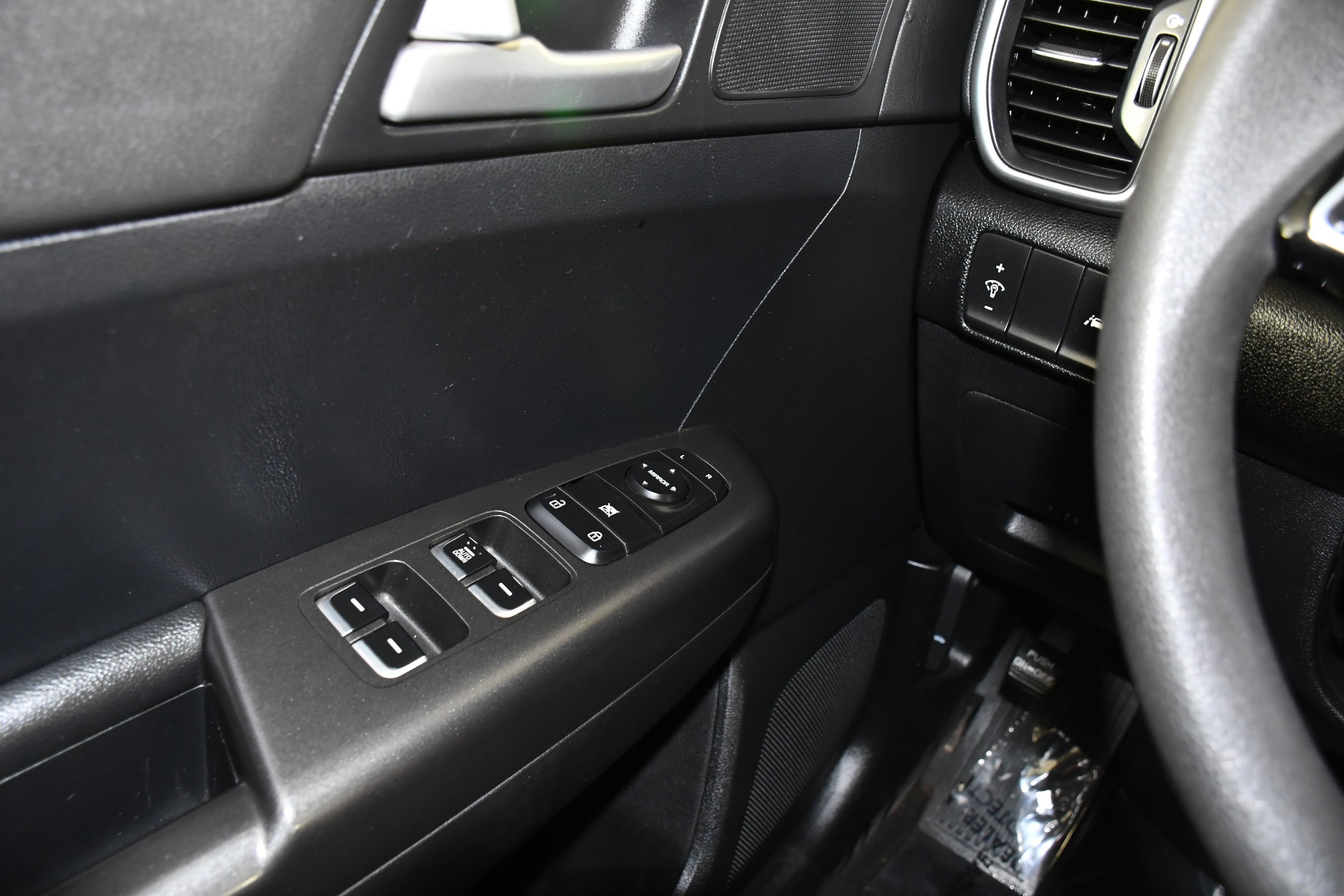 Used 2021 Clear White Kia LX image 31