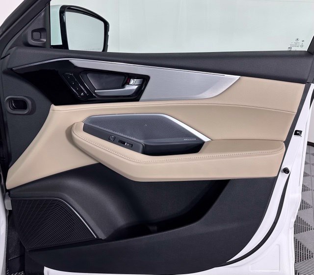 New 2026 Platinum White Pearl Acura Technology Package image 30