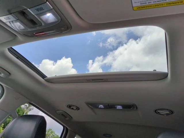 Certified Used 2025 White Kia S image 19
