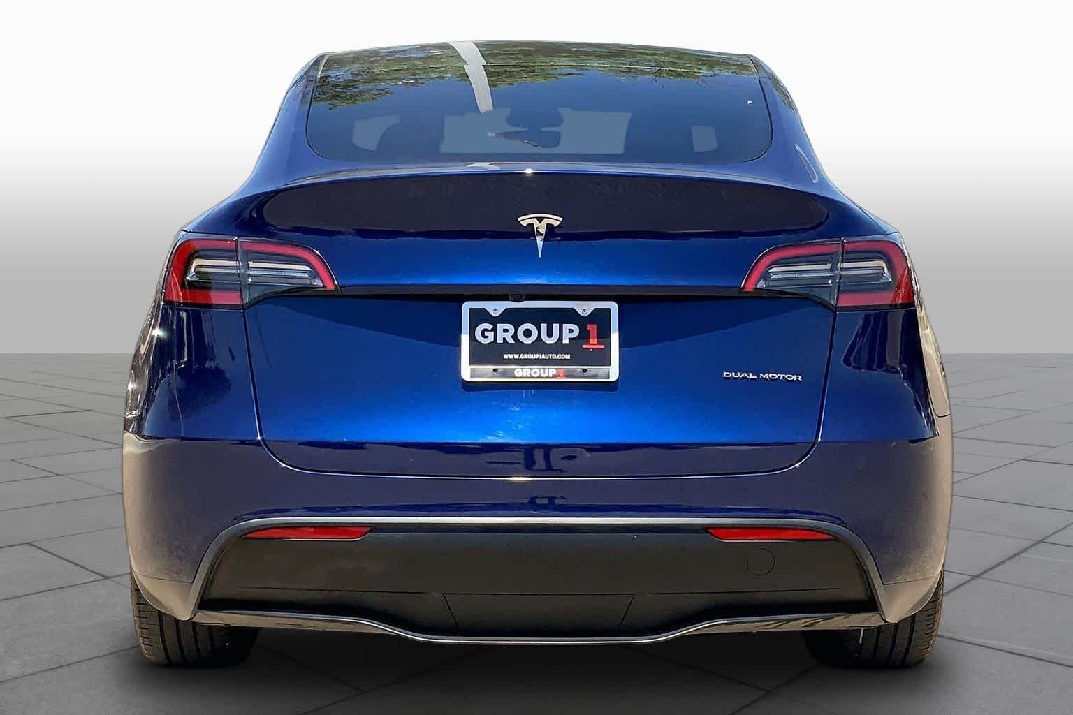 Used 2023 Deep Blue Metallic Tesla Long Range image 7