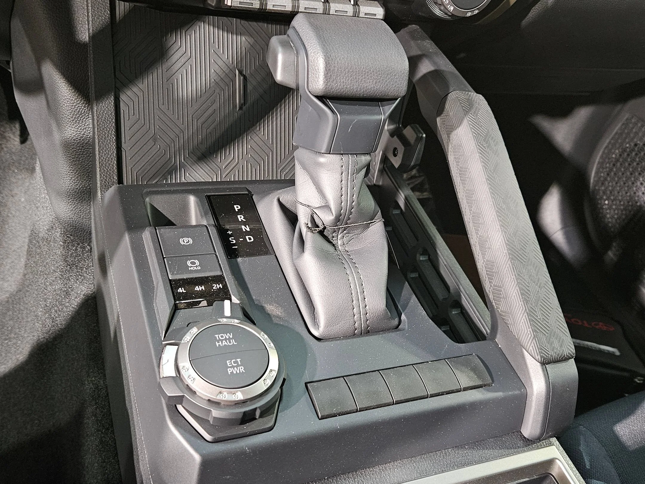 New 2026 Underground Toyota SR5 image 18