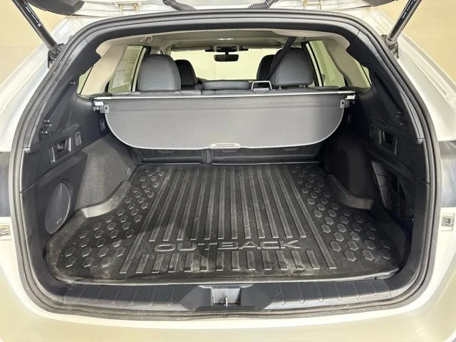 Used 2024 Crystal White Pearl Subaru Onyx Edition image 20