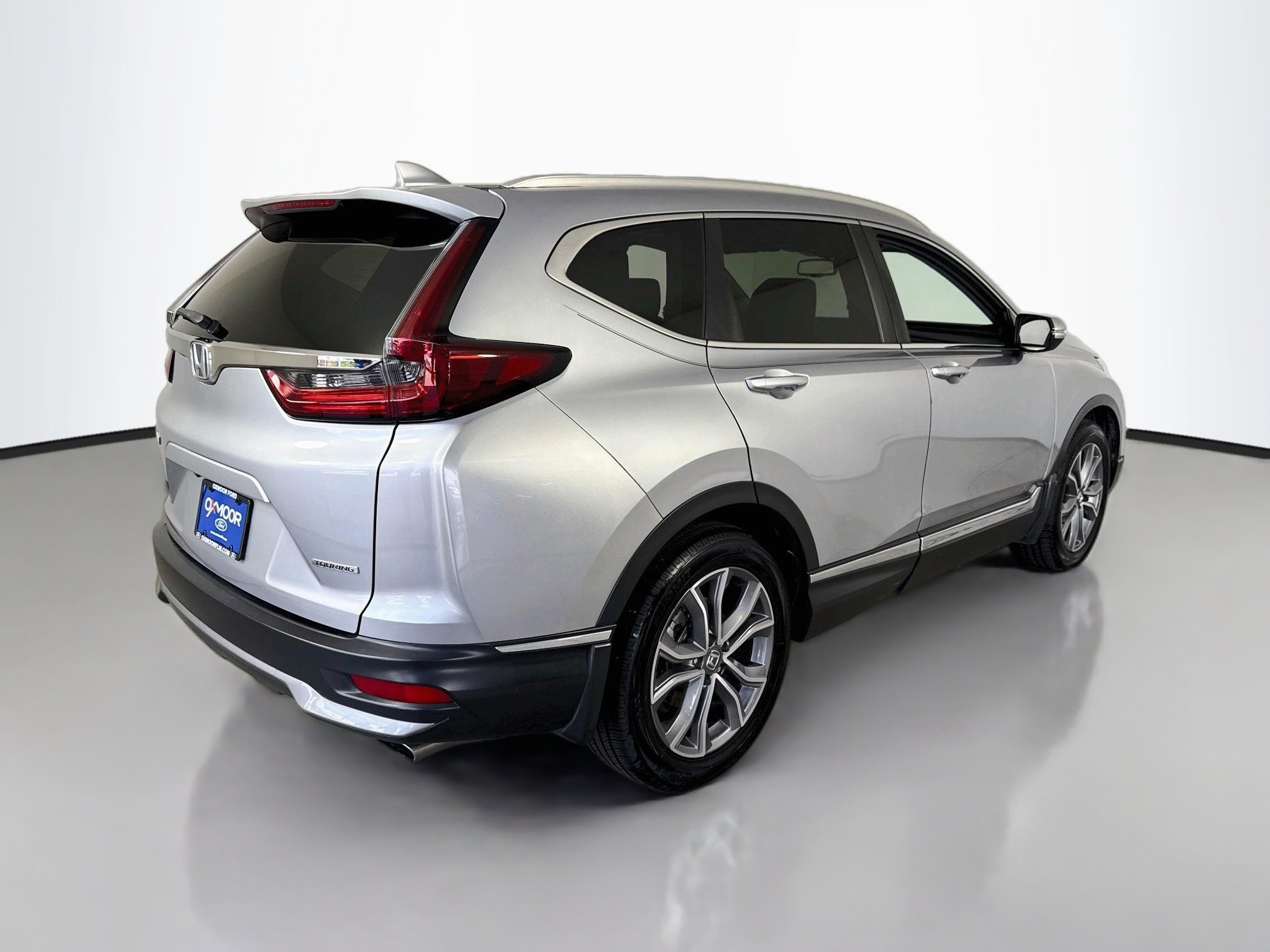 Used 2020 Lunar Silver Metallic Honda Touring image 7