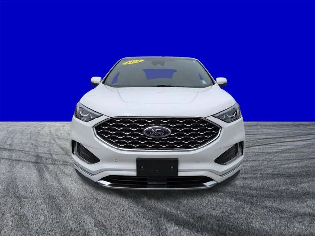 Used 2024 White Metallic Ford Titanium image 9