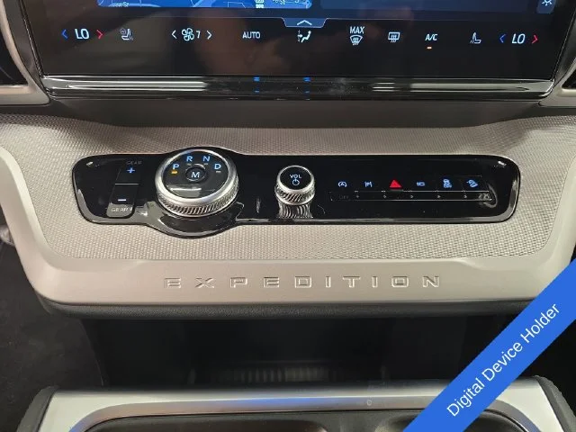 New 2027 Dark Matter Gray Metallic Ford Active image 34