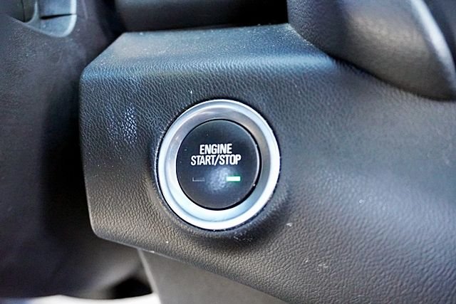 Used 2024 Silver GMC SLT image 29