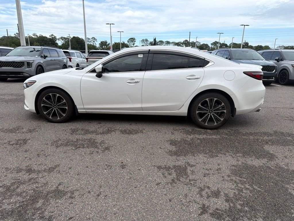 Used 2020 White Mazda Signature image 7