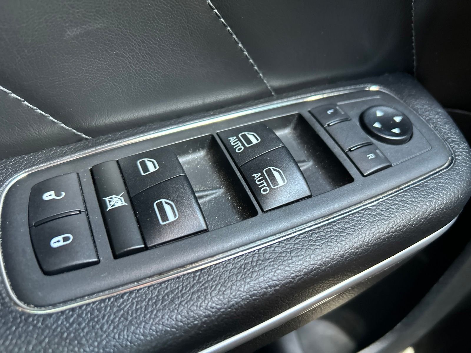 Used 2019 Black Dodge R/T Scat Pack image 24