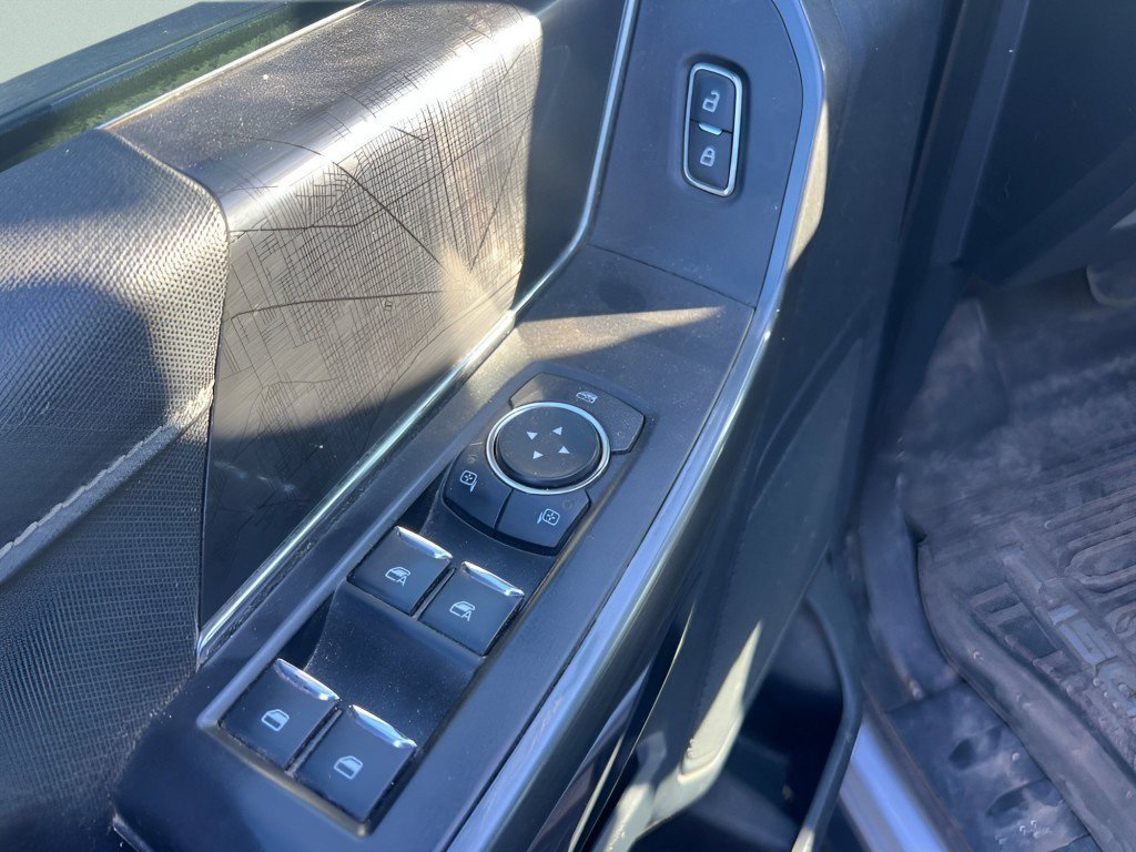 Used 2022 Silver Metallic Ford XLT image 23