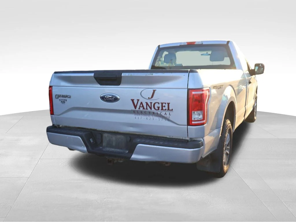 Used 2017 Silver Ford XL image 14