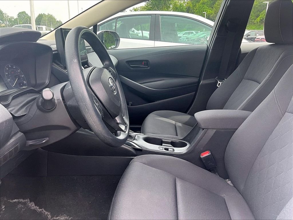 Used 2023 White Toyota LE image 4