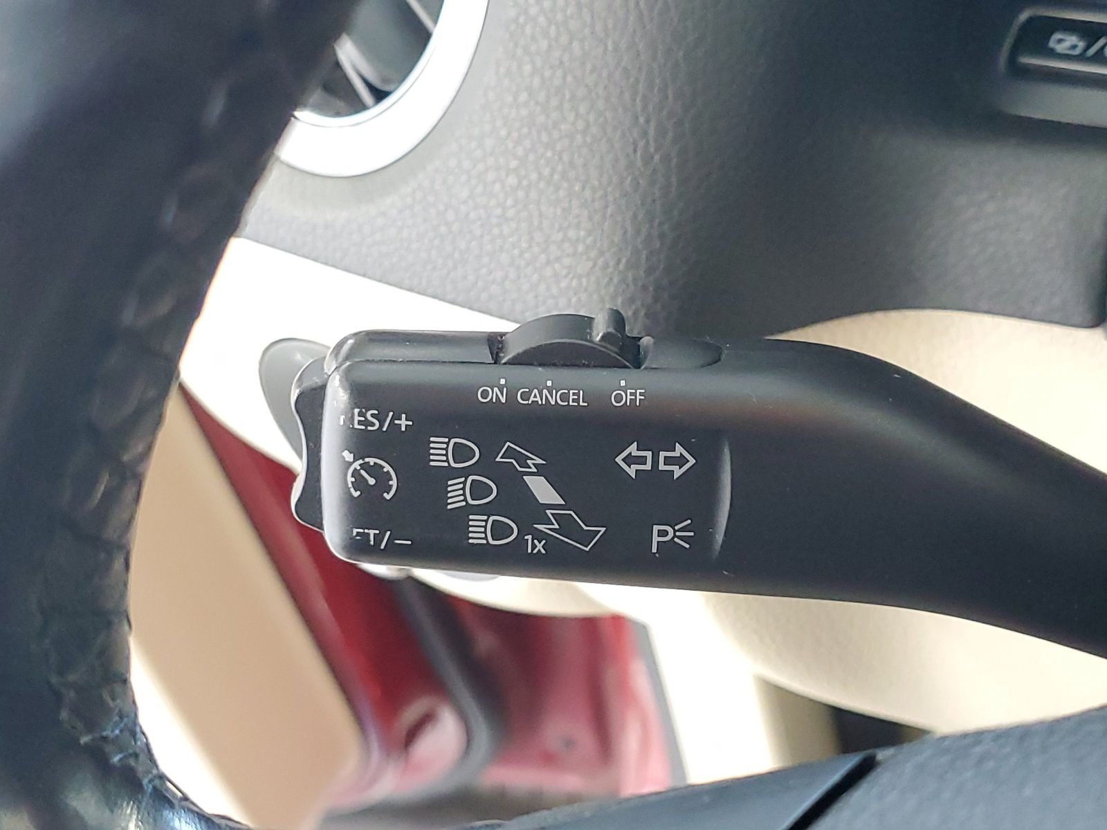 Used 2016 Red Volkswagen S image 15