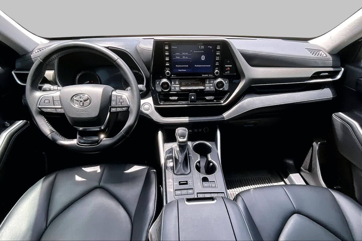 Used 2021 Blizzard Pearl Toyota XLE image 16