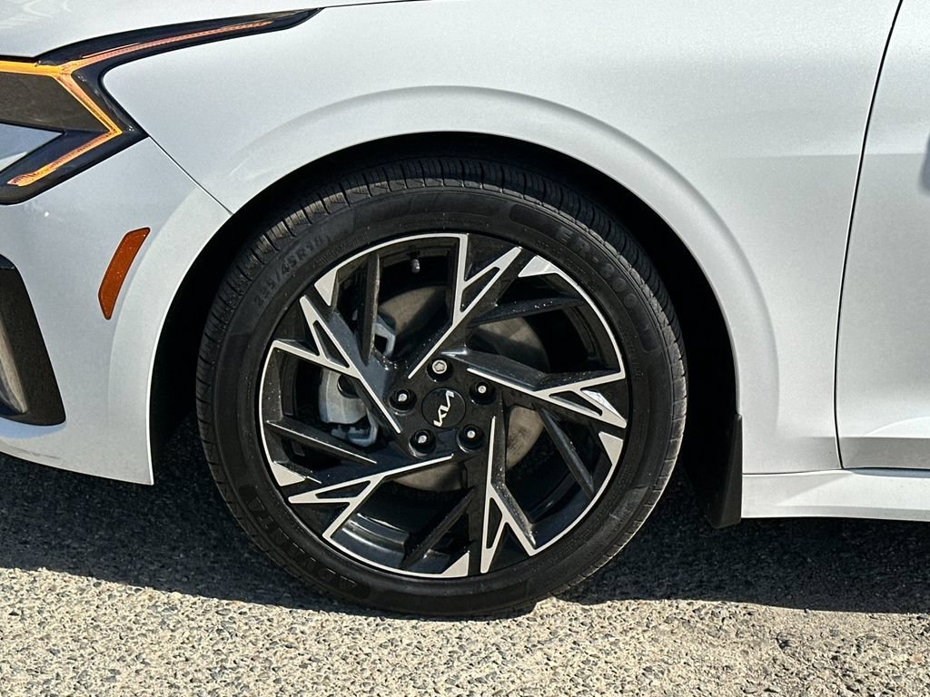 2025 Kia K5 GT-Line - Photo 33