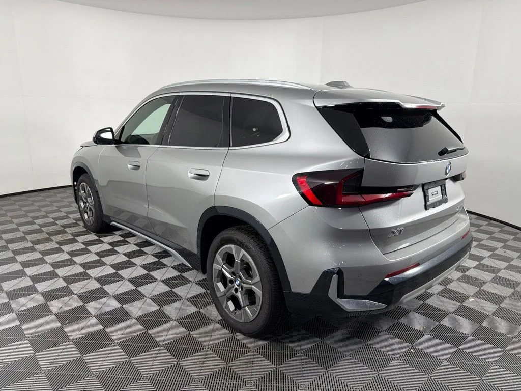 Certified Used 2023 Space Silver Metallic BMW xDrive28i image 7