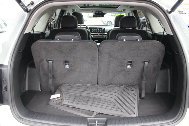Used 2026 White Kia X-Line EX image 30