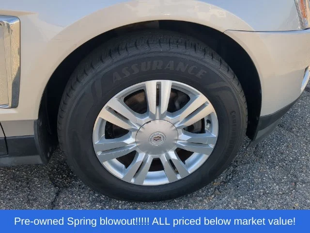 Used 2016 Silver Cadillac Luxury image 14