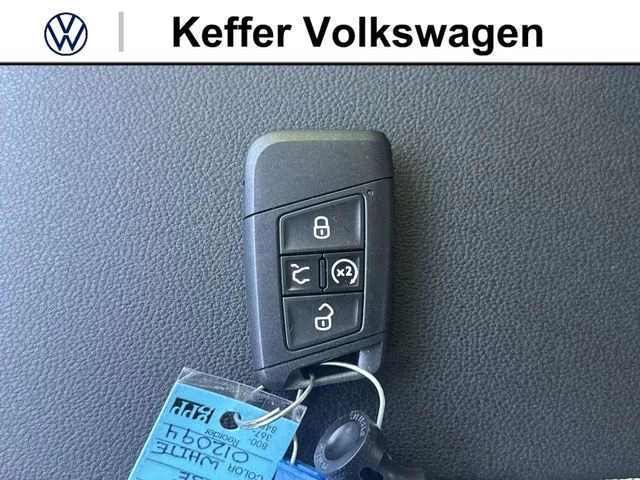 New 2026 White Volkswagen 1.5T SE image 34