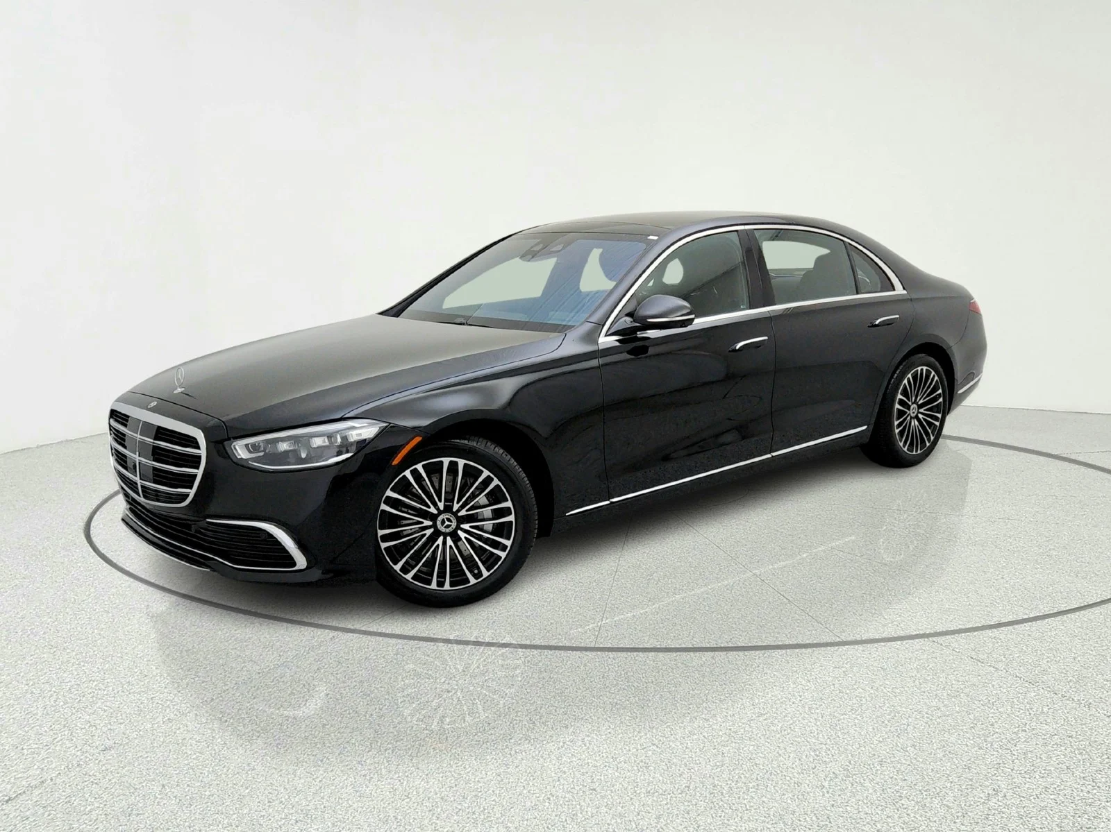 2026 Mercedes-Benz S-Class S 500 4MATIC's photo
