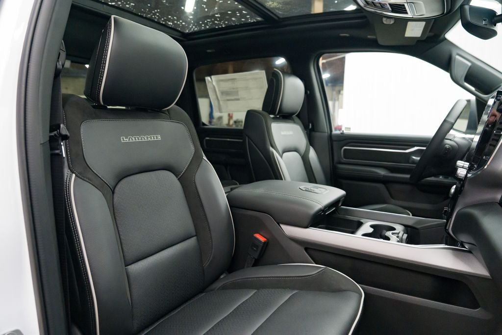 2026 RAM 1500 Laramie - Photo 31