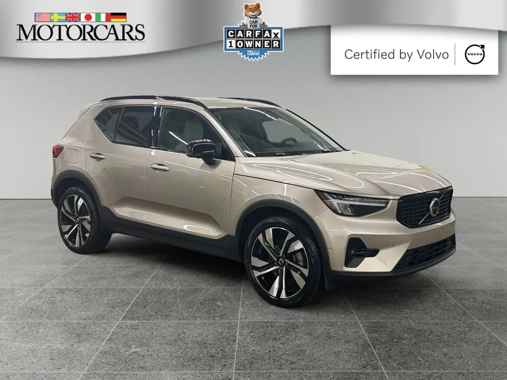 2023 Volvo XC40