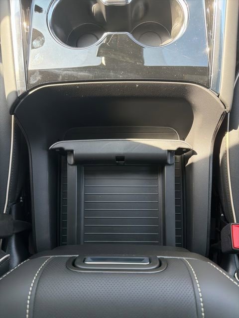 2026 Chevrolet Suburban Premier - Photo 34