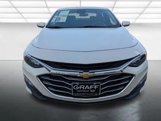 Used 2024 Summit White Chevrolet 1LT image 22