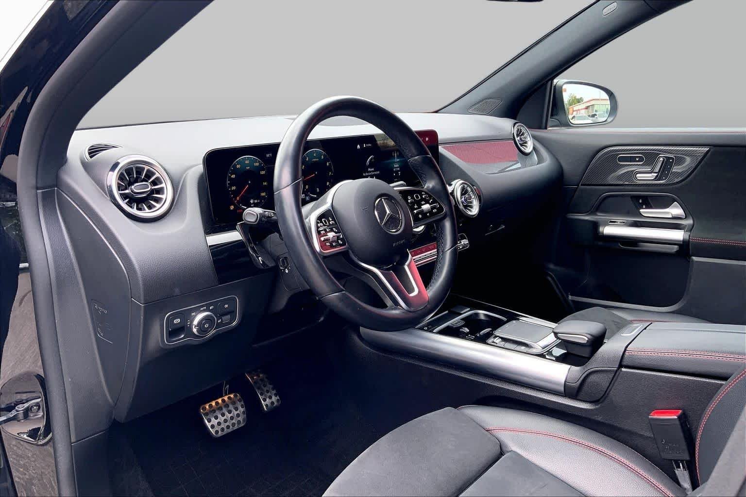 Used 2023 Night Black Mercedes-Benz GLA 250 image 17