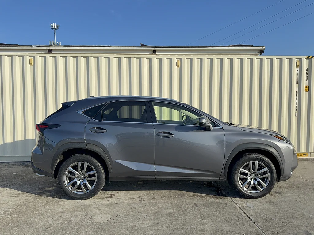 Used 2016 Nebula Gray Pearl Lexus Base image 2