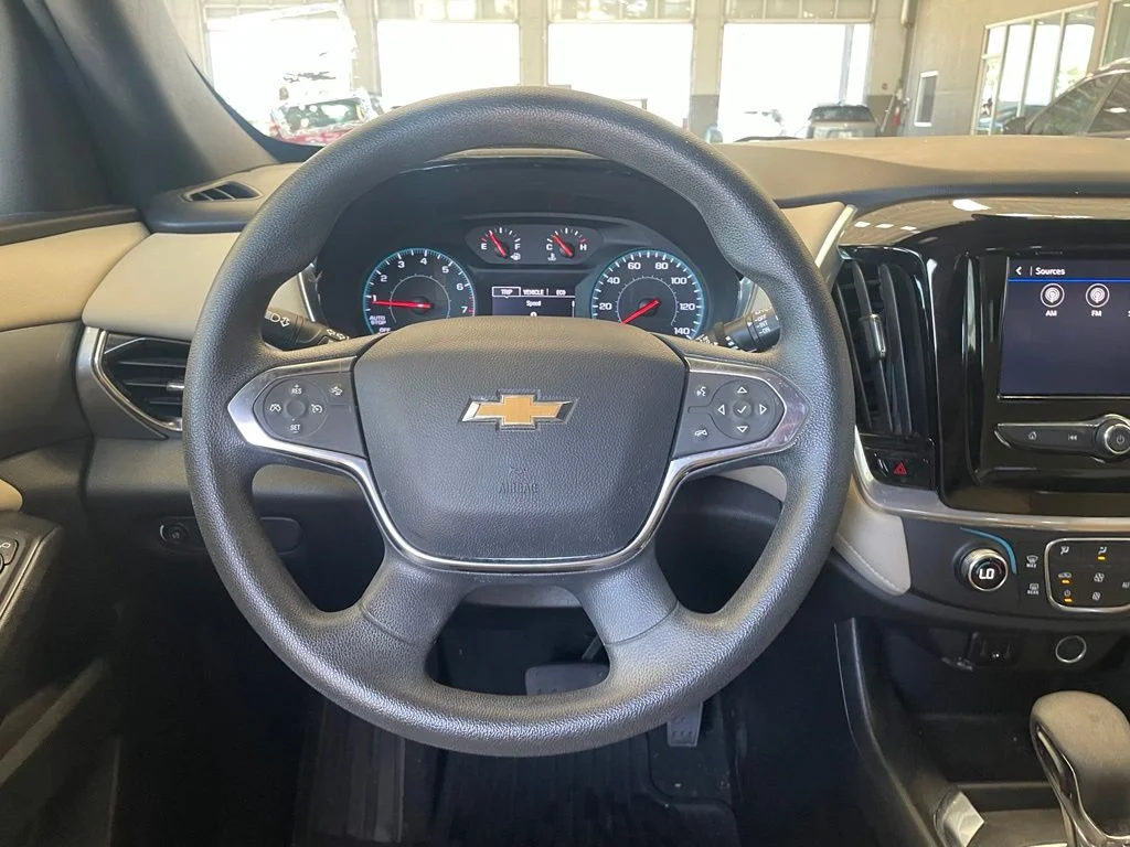 Used 2022 White Chevrolet LS image 13