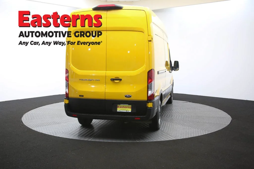 Used 2021 Yellow Ford Base image 40