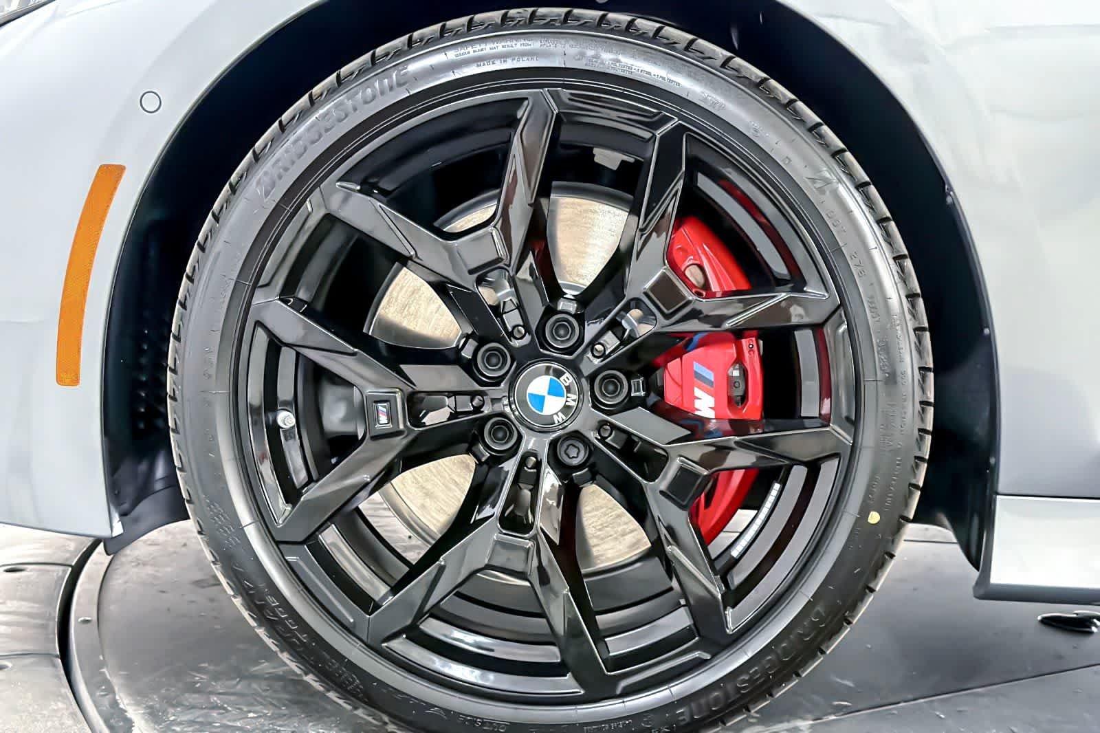 New 2026 Skyscraper Grey Metallic BMW M340i image 24
