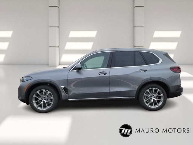 Used 2026 Gray BMW xDrive40i image 6