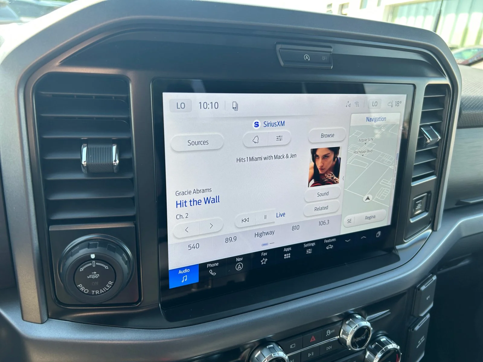 New 2026 Carbonized Grey Metallic Ford XLT image 23