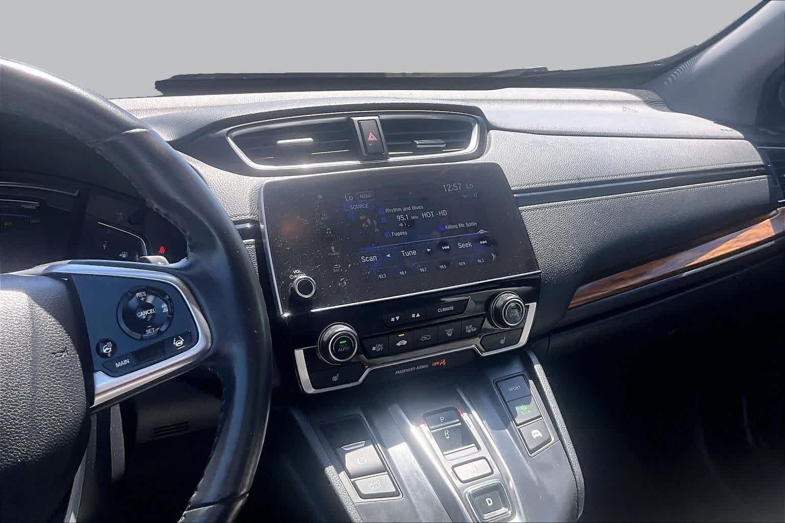 Used 2022 Radiant Red Metallic Honda Touring image 7