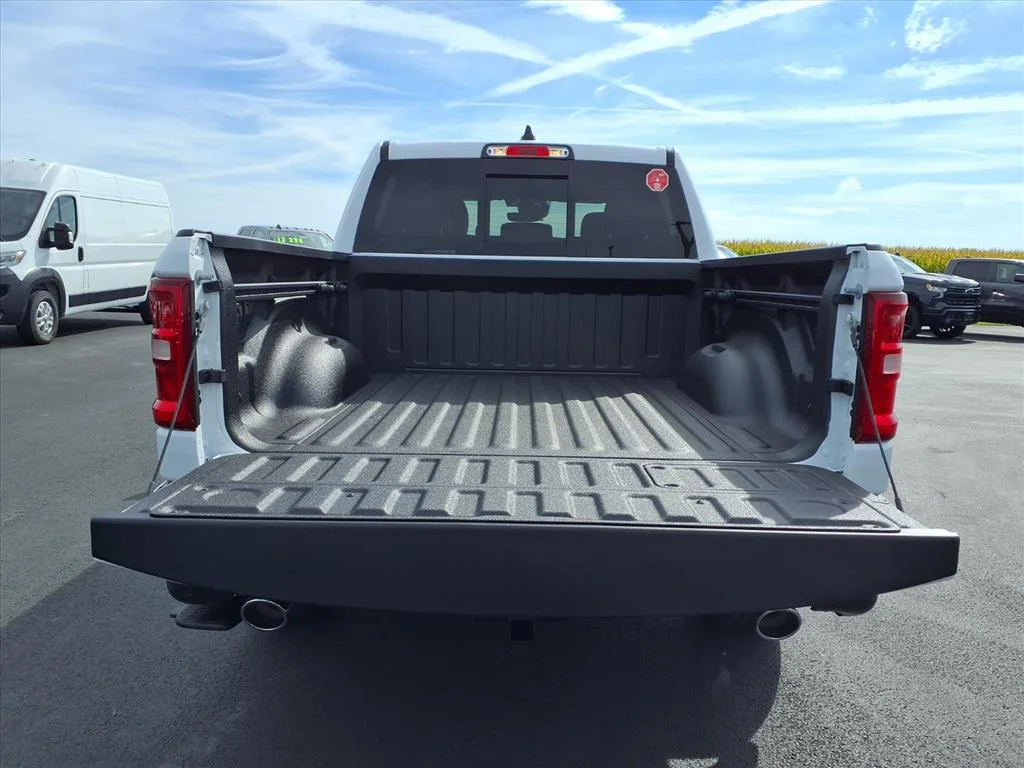 2026 RAM 1500 Laramie - Photo 11