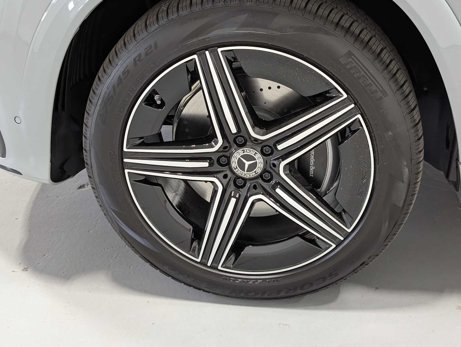 New 2026 MANUFAKTUR Alpine Grey Mercedes-Benz GLE 350 image 3